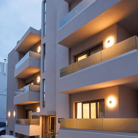 Mira Living In - 70m From The Hersonissos (Crete)